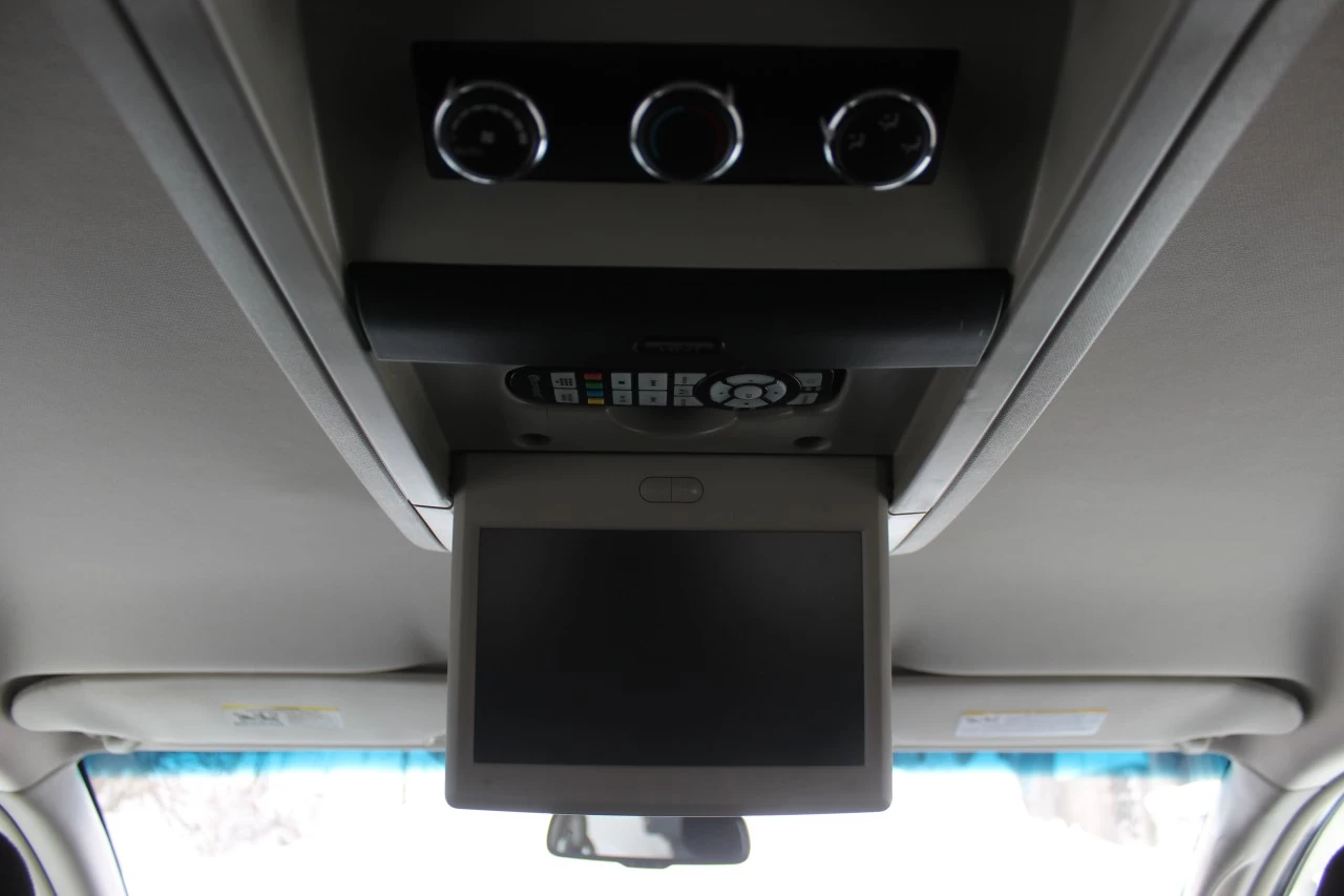 2016 Dodge Caravan Crew Image principale