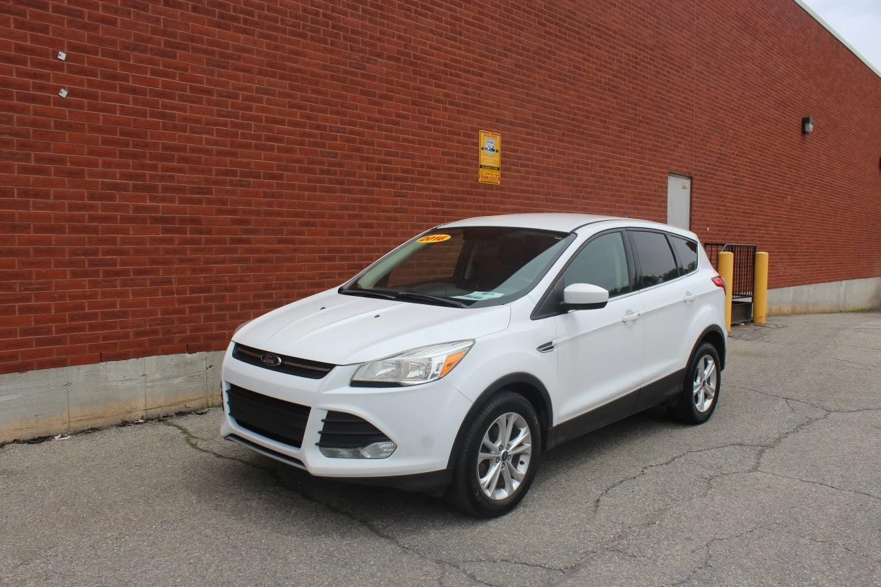 2016 Ford Escape SE Image principale
