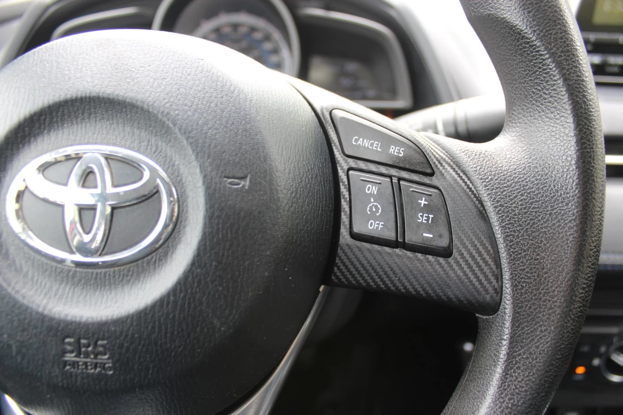 2016 Toyota Yaris 4dr Sdn Image principale