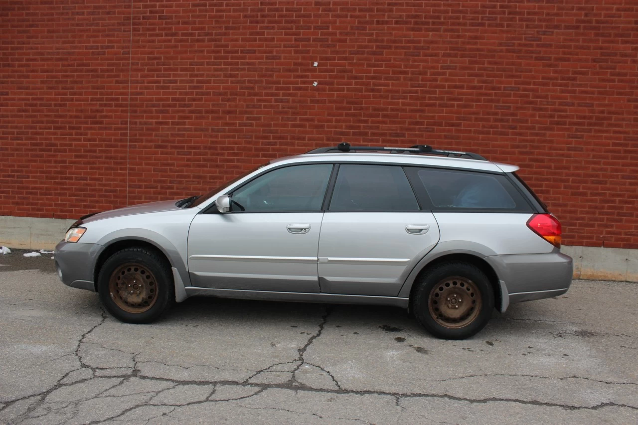 2007 Subaru Outback 2.5i Main Image