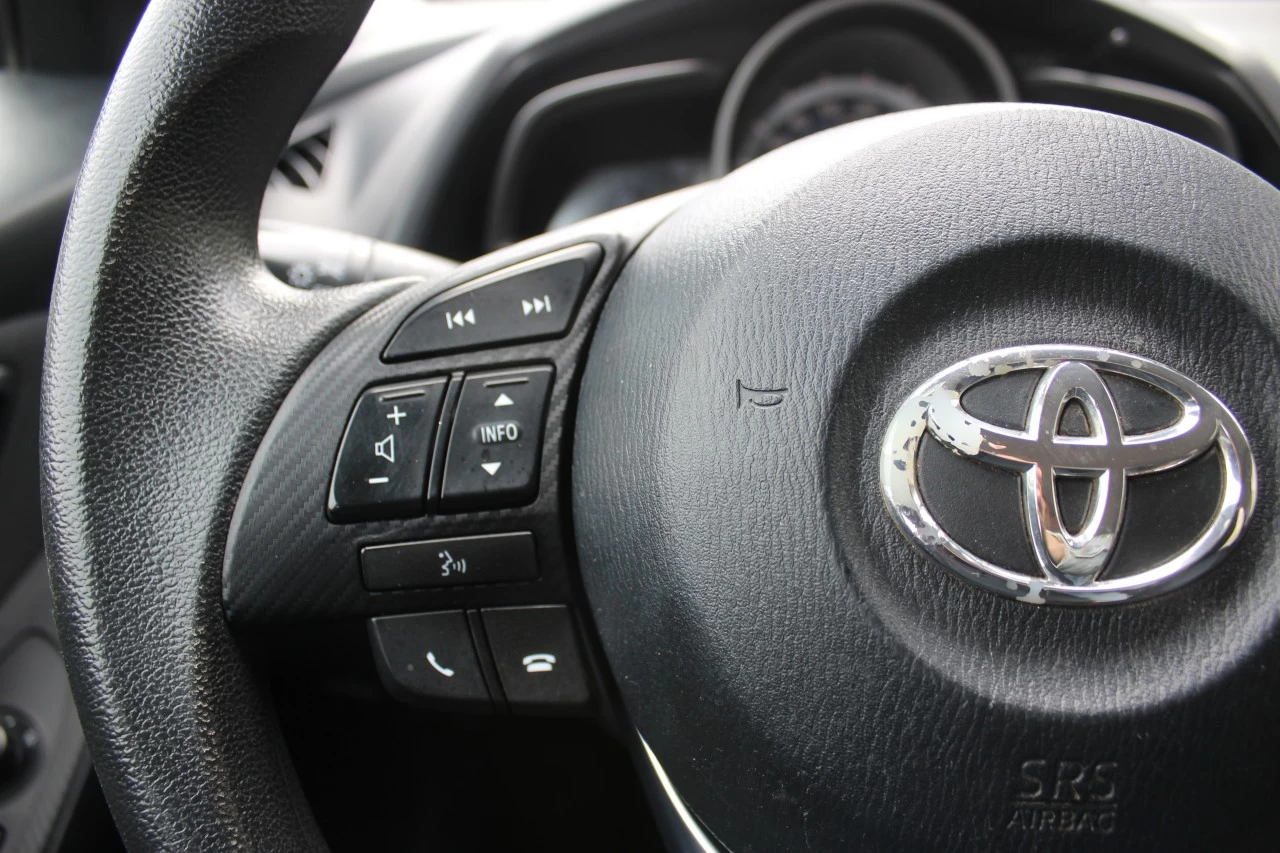 2016 Toyota Yaris 4dr Sdn Image principale
