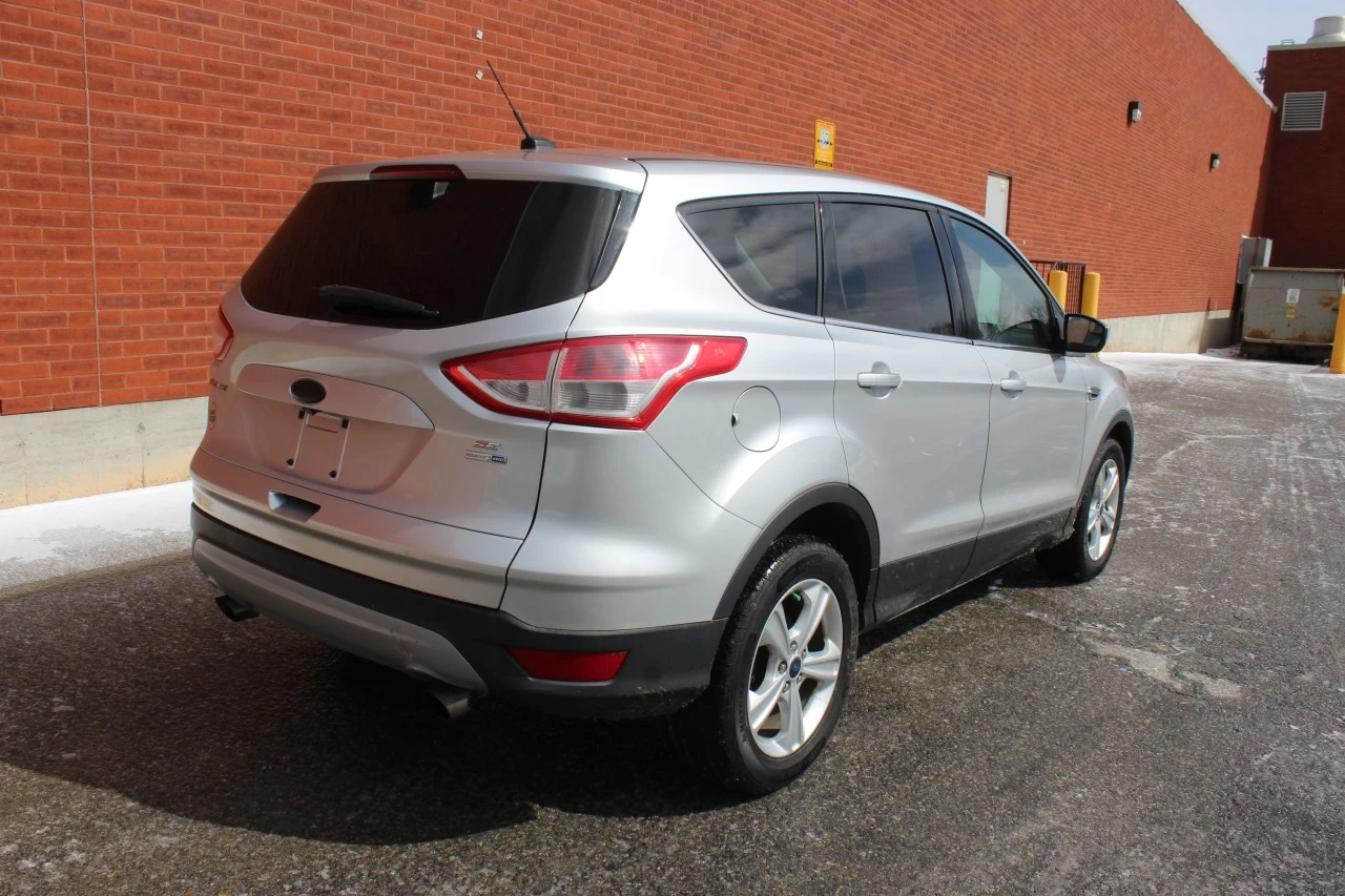 2014 Ford Escape SE Image principale