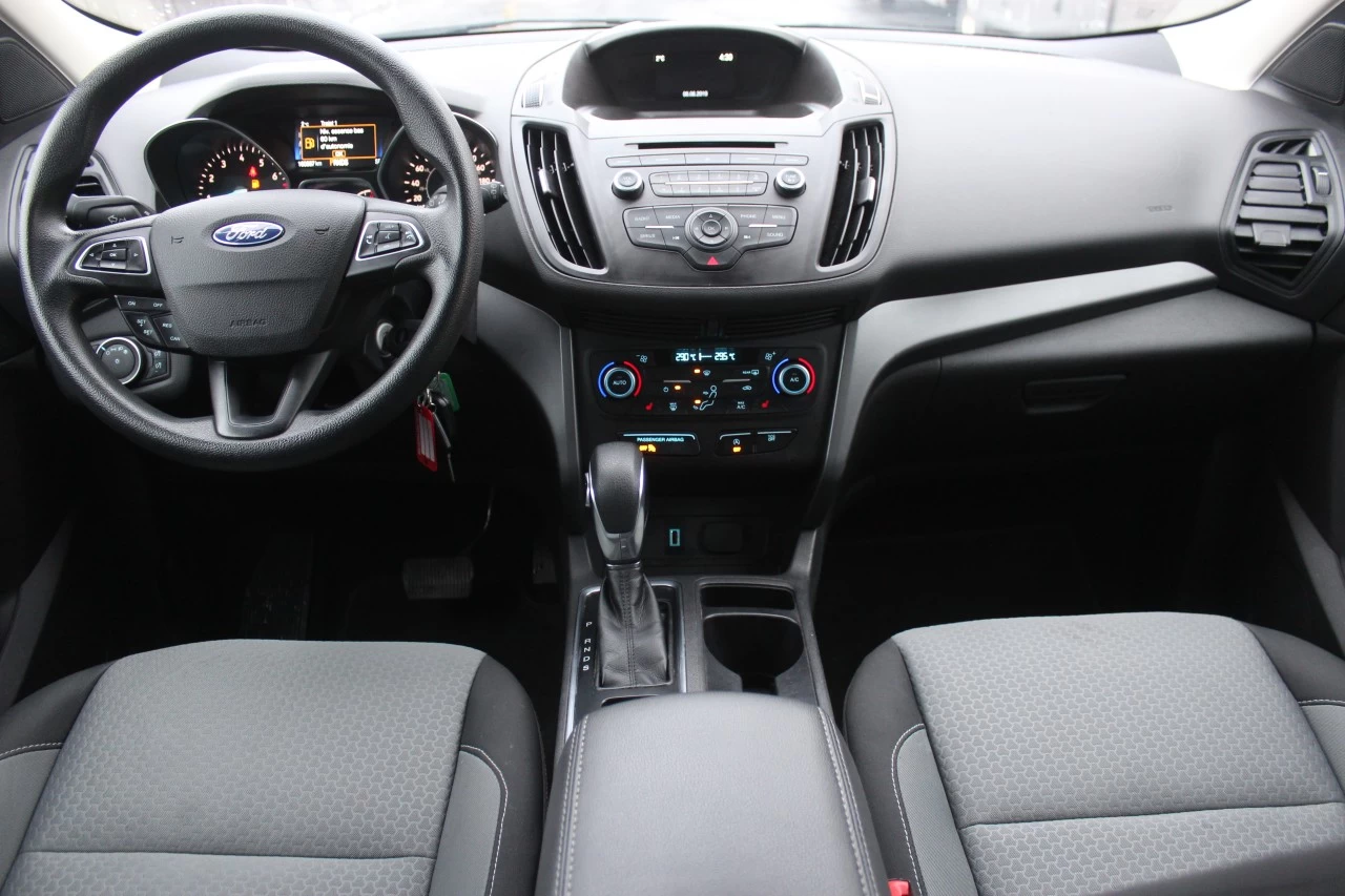 2018 Ford Escape SE Image principale