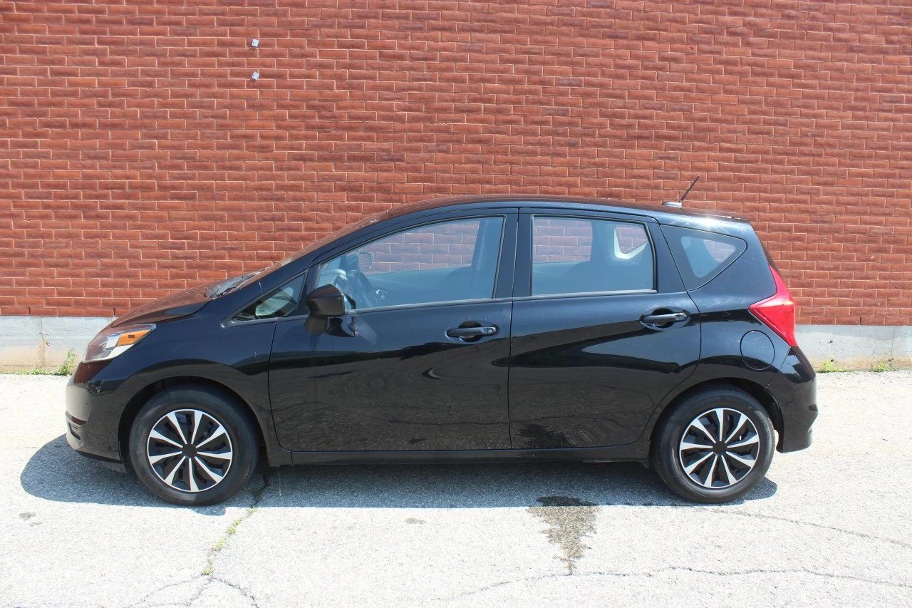 2017 Nissan Versa Note S/SV/SR/SL Image principale