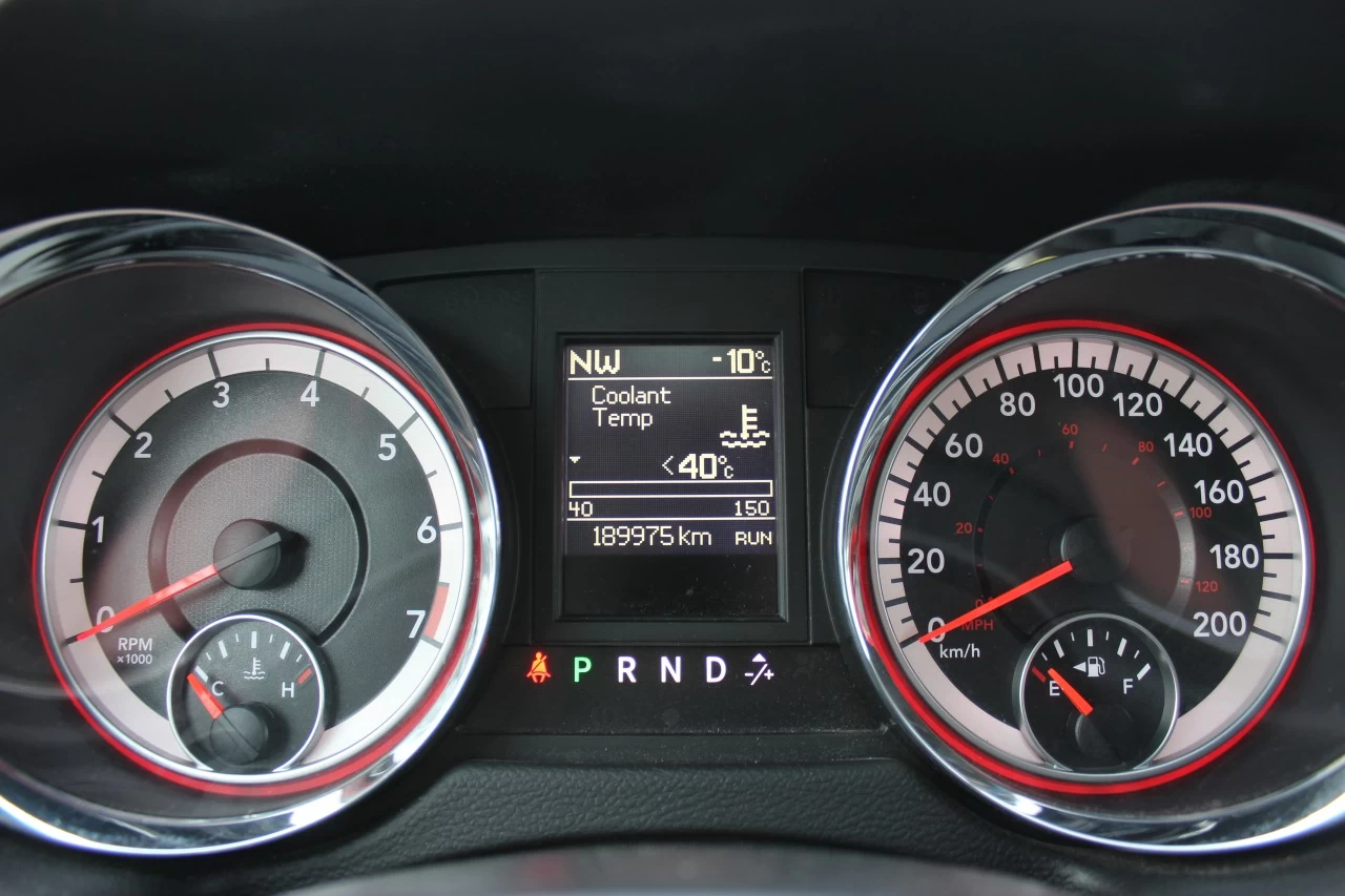 2016 Dodge Caravan Crew Image principale