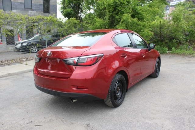 Toyota Yaris 4dr Sdn 2016