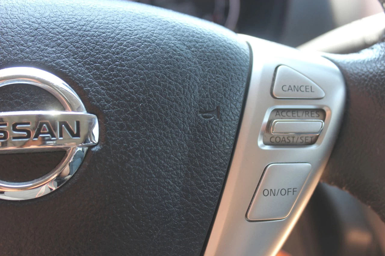 2017 Nissan Versa Note S/SV/SR/SL Image principale