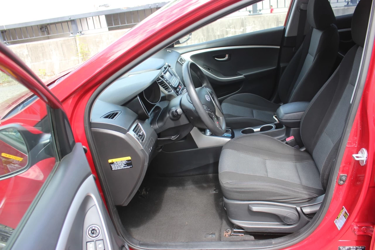 2016 Hyundai Elantra GT GL Main Image
