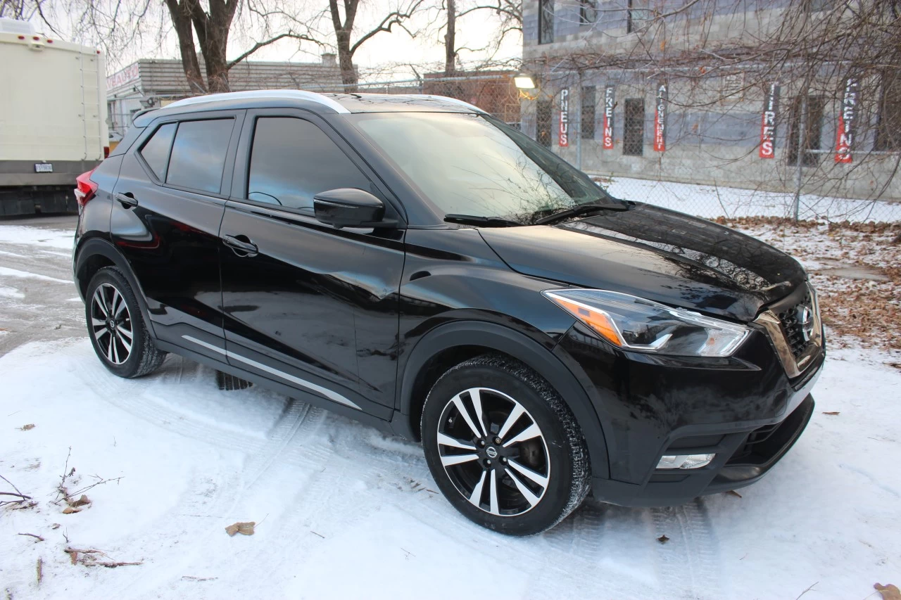 2019 Nissan Kicks SR Image principale
