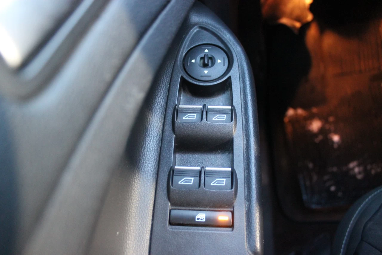 2019 Ford Escape SE Image principale