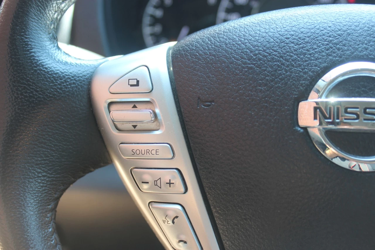 2017 Nissan Versa Note S/SV/SR/SL Image principale