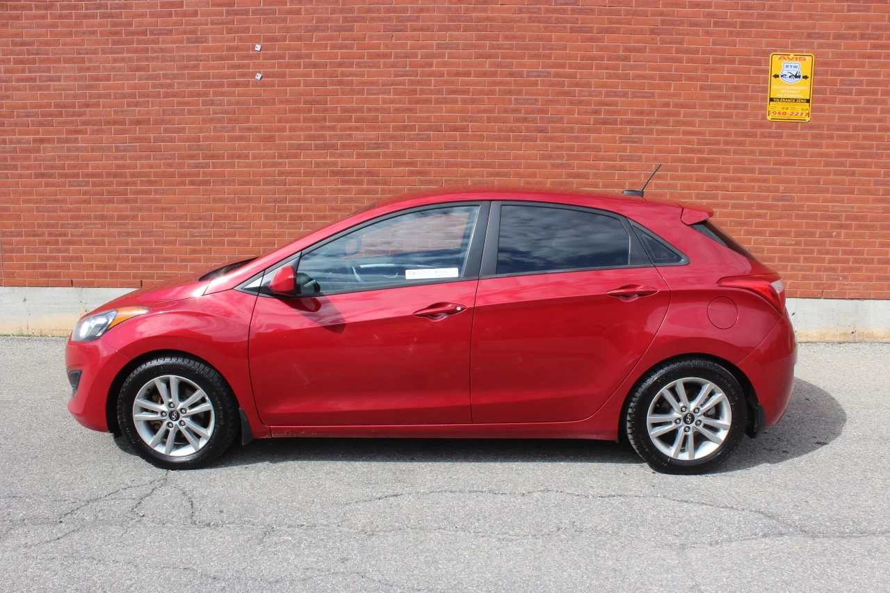 2016 Hyundai Elantra GT GL Main Image