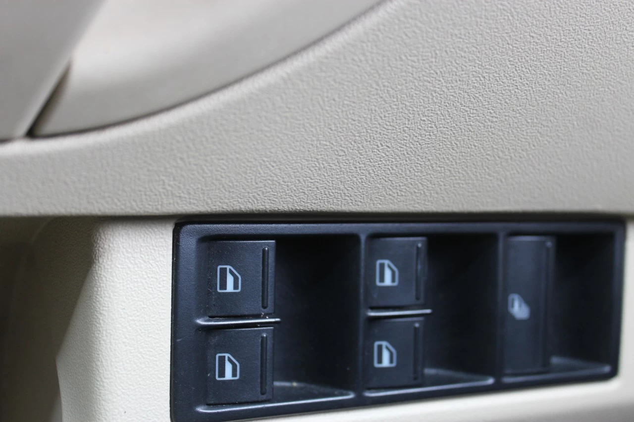 2009 Volkswagen New Beetle Convertible Comfortline Image principale