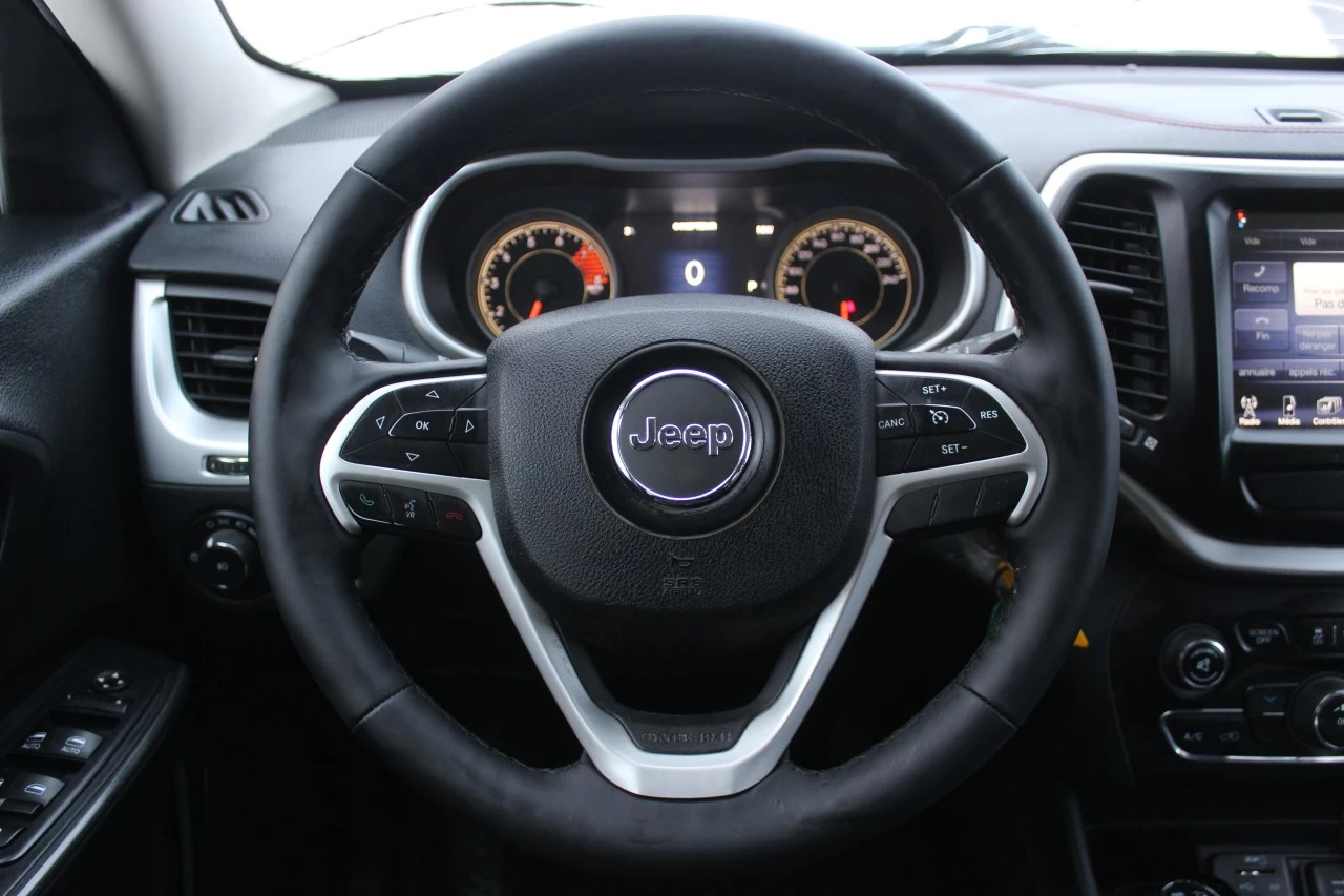 2016 Jeep Cherokee Trailhawk Image principale