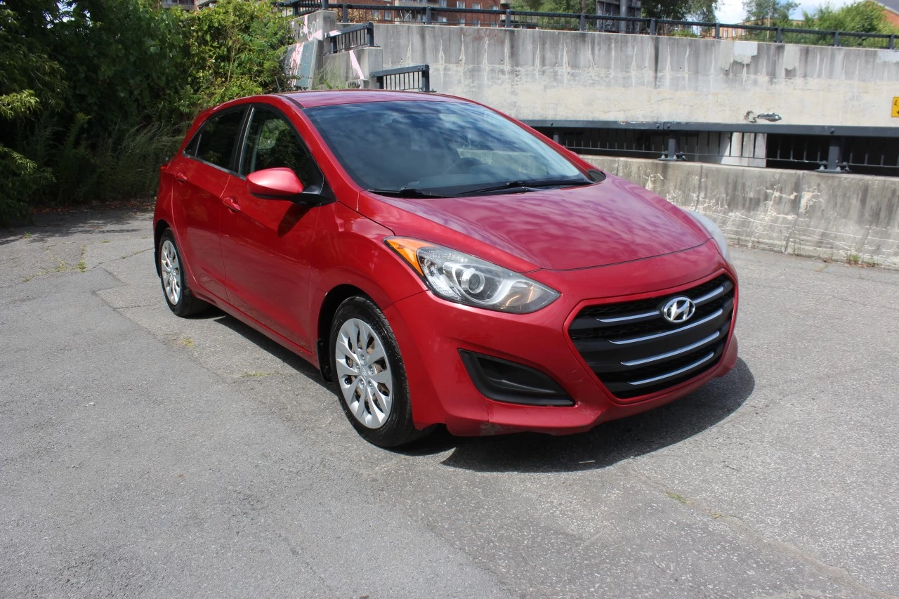 2016 Hyundai Elantra GT GL Main Image