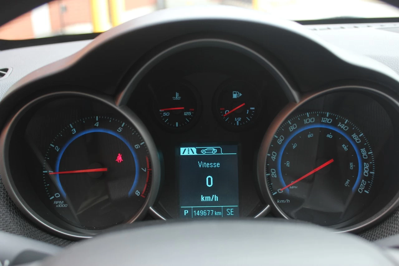 2015 Chevrolet Cruze 1LT Image principale