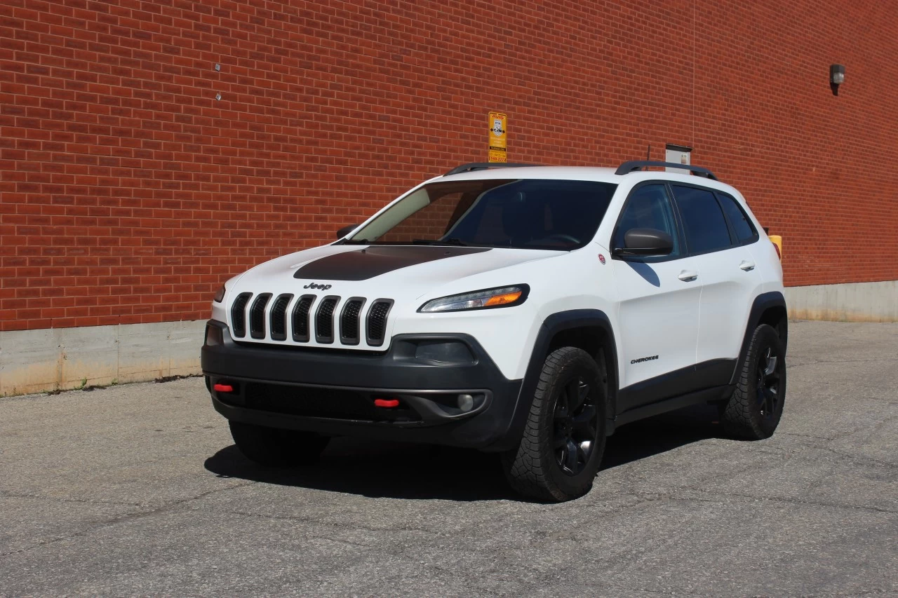 2016 Jeep Cherokee Trailhawk Main Image