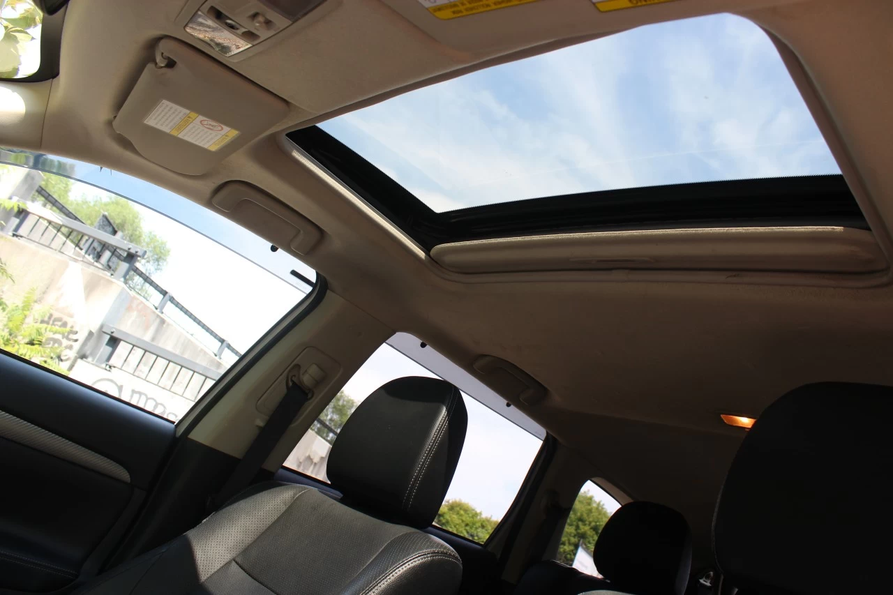 2014 Mitsubishi Outlander GT Main Image