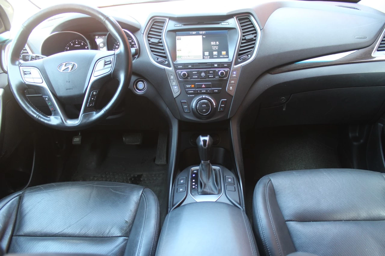 2017 Hyundai Santa Fe XL Limited Image principale