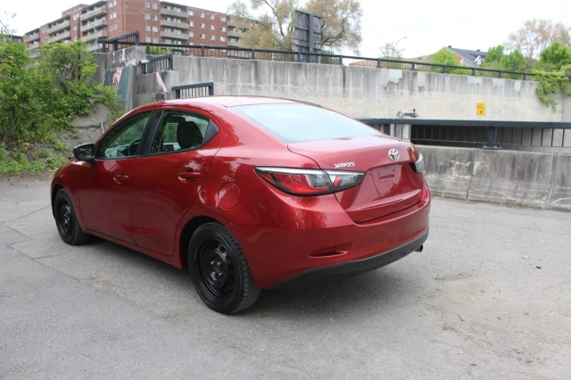 Toyota Yaris 4dr Sdn 2016