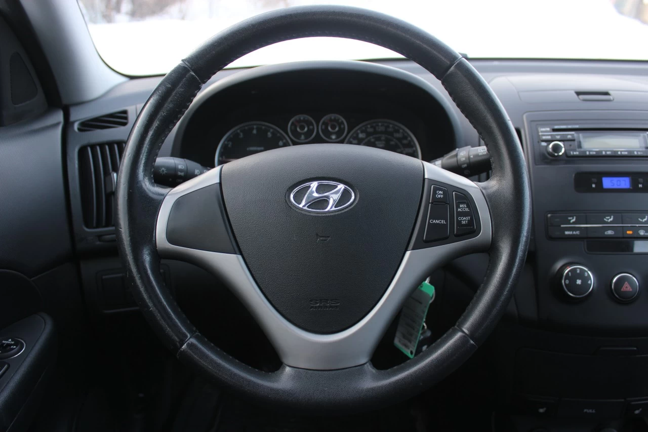2012 Hyundai Elantra GLS Image principale