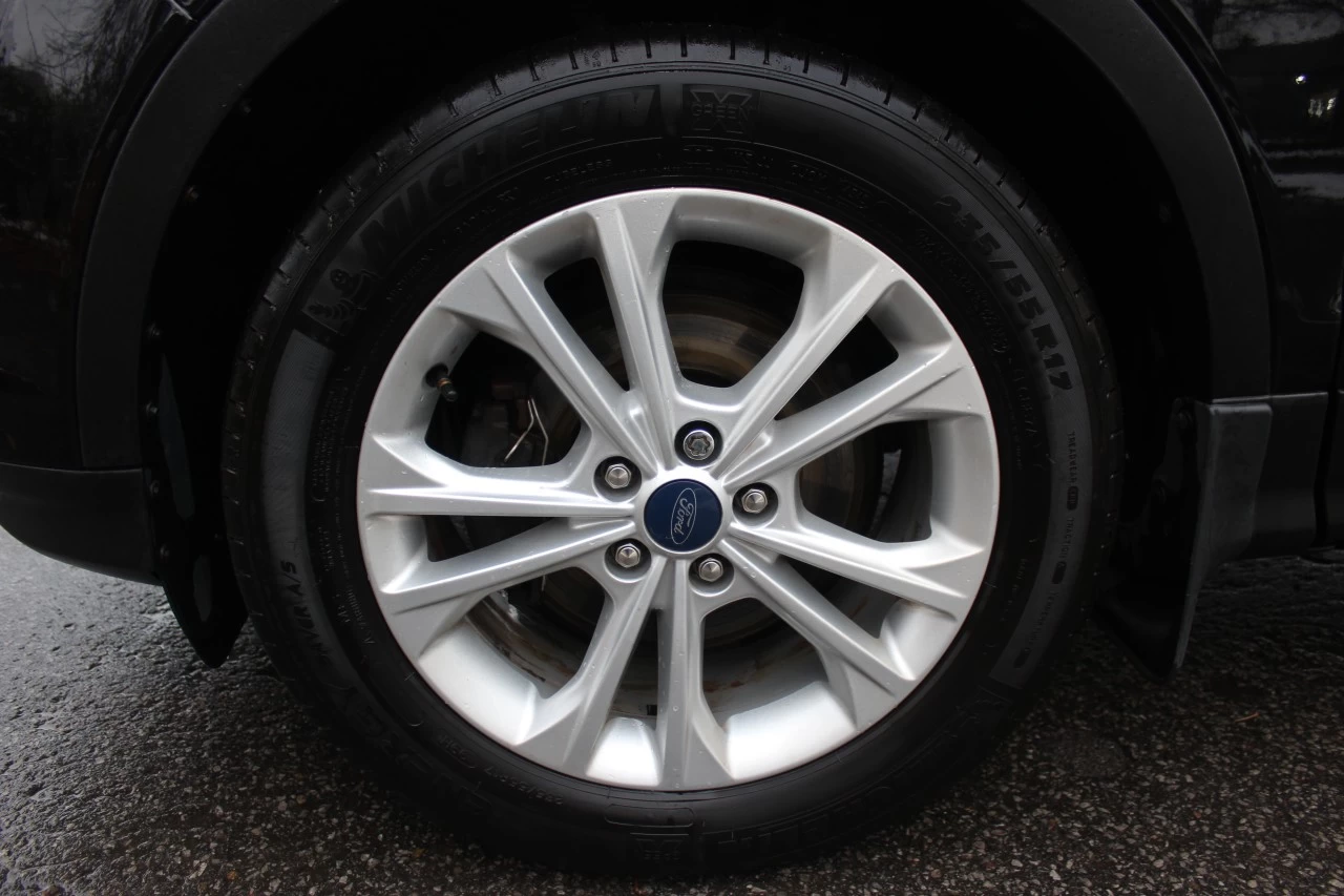 2018 Ford Escape SE Image principale