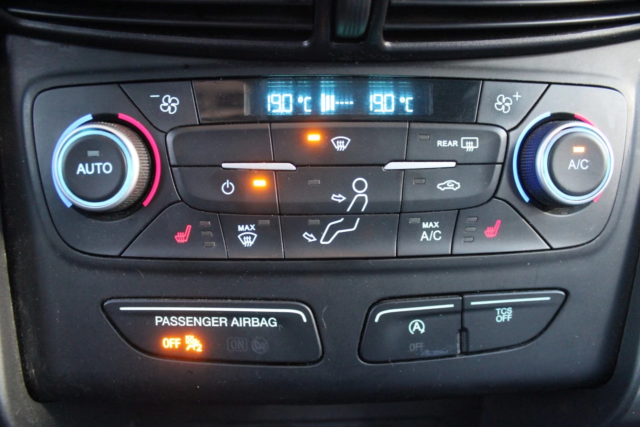 2019 Ford Escape SE Image principale