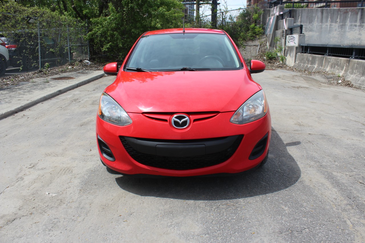Mazda 2011 Mazda2 GX/GS