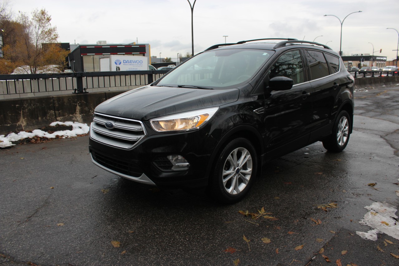 Ford 2018 Escape SE